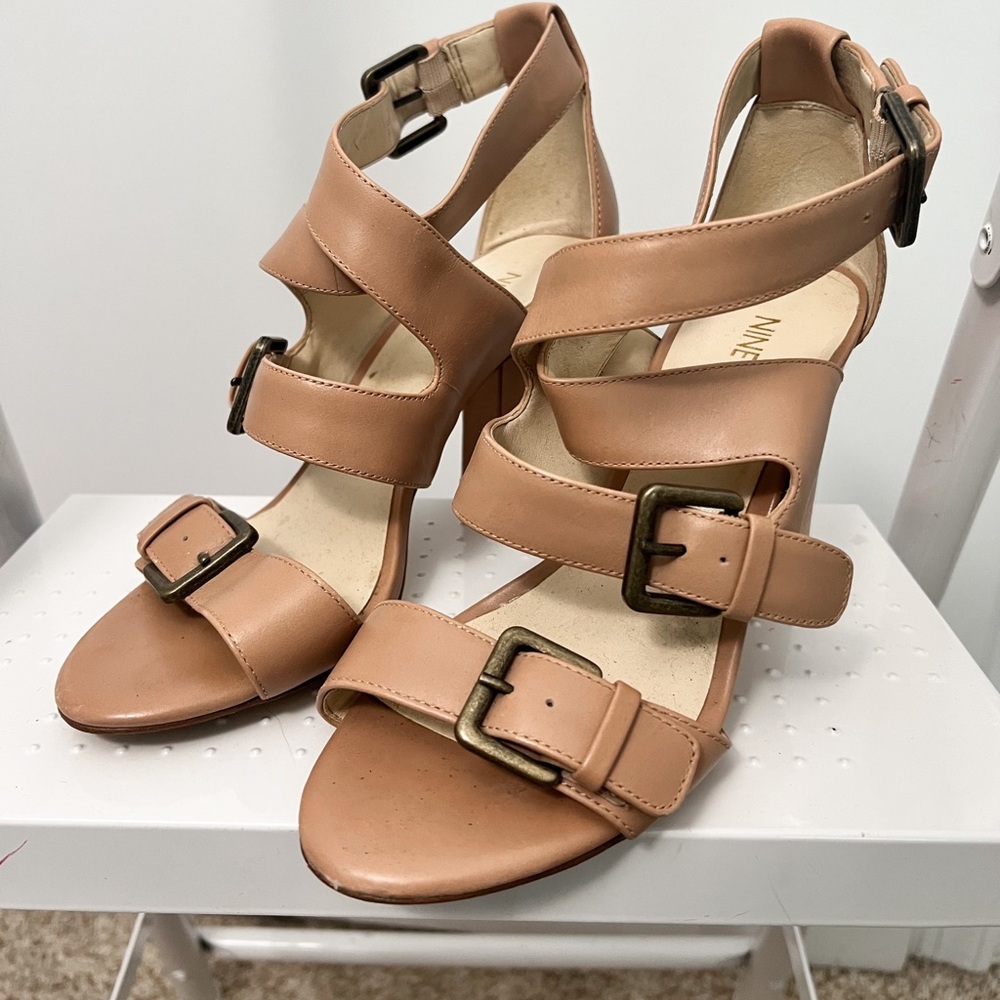 Nine West Women's Braylee Leather Dress Sandal in pink/neutral